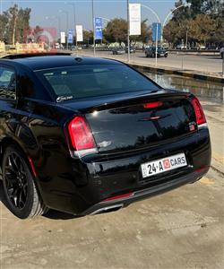 کرایسلەر 300